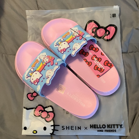 SHEIN X Hello Kitty And Friends Graphic Slides. - Picture 9 of 10
